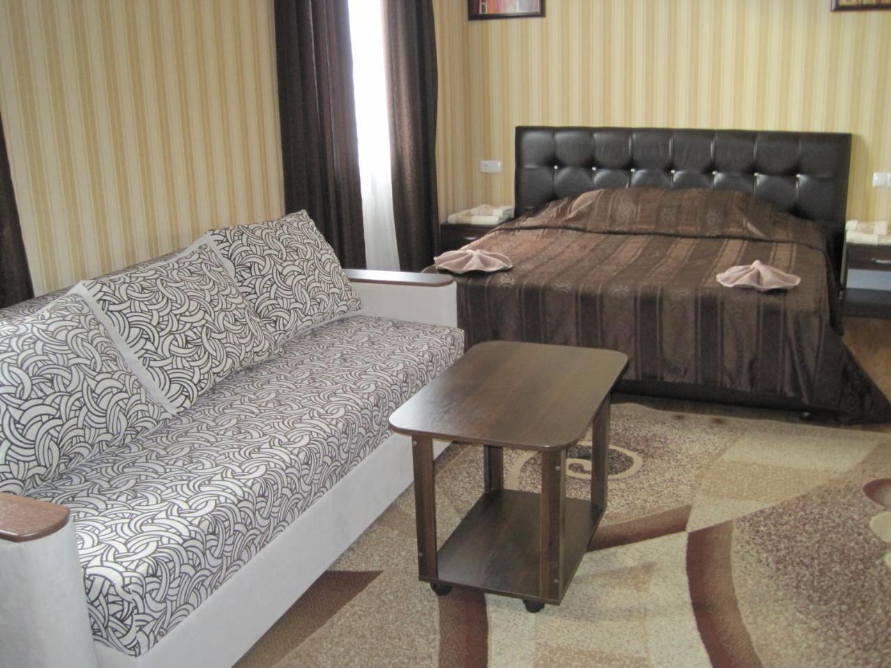 Uman Hotel エクステリア 写真