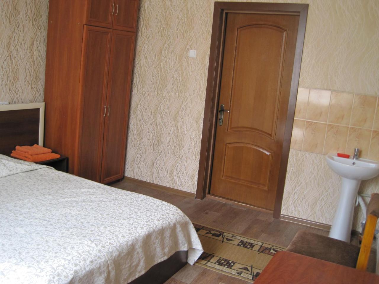 Uman Hotel エクステリア 写真